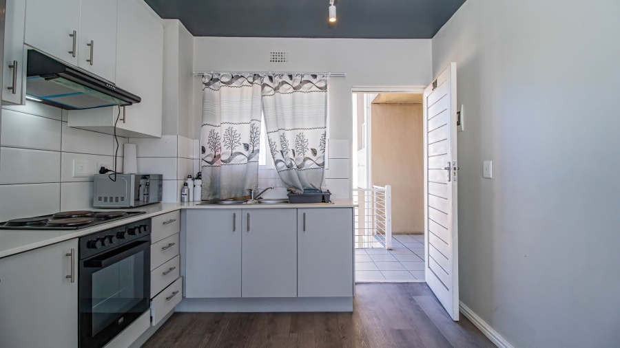 2 Bedroom Property for Sale in Muizenberg Western Cape